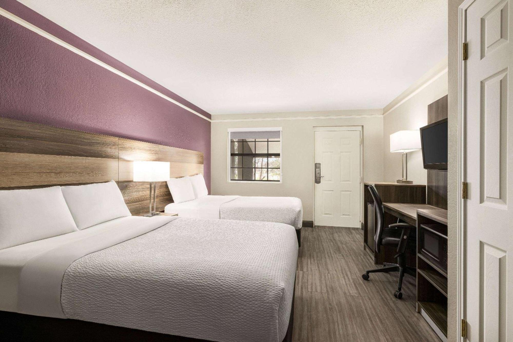 La Quinta Inn By Wyndham San Antonio Lackland Eksteriør bilde