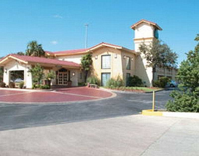 La Quinta Inn By Wyndham San Antonio Lackland Eksteriør bilde
