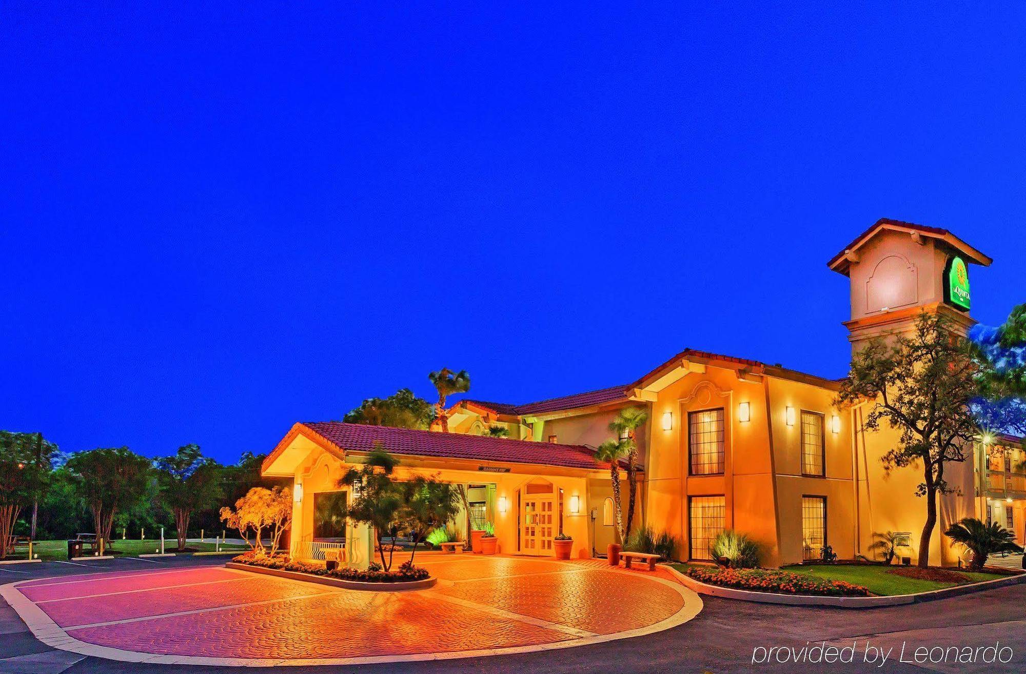 La Quinta Inn By Wyndham San Antonio Lackland Eksteriør bilde